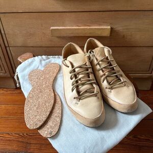 Feit handsewn cream natural leather low top shoes